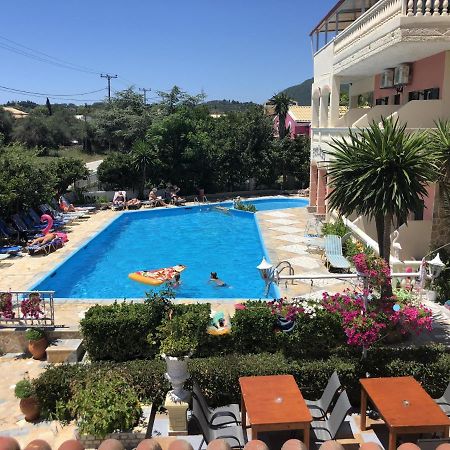 Flamingo Apartments Moraitika Corfu ภายนอก รูปภาพ
