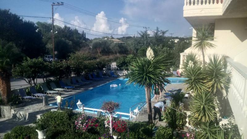 Flamingo Apartments Moraitika Corfu ภายนอก รูปภาพ