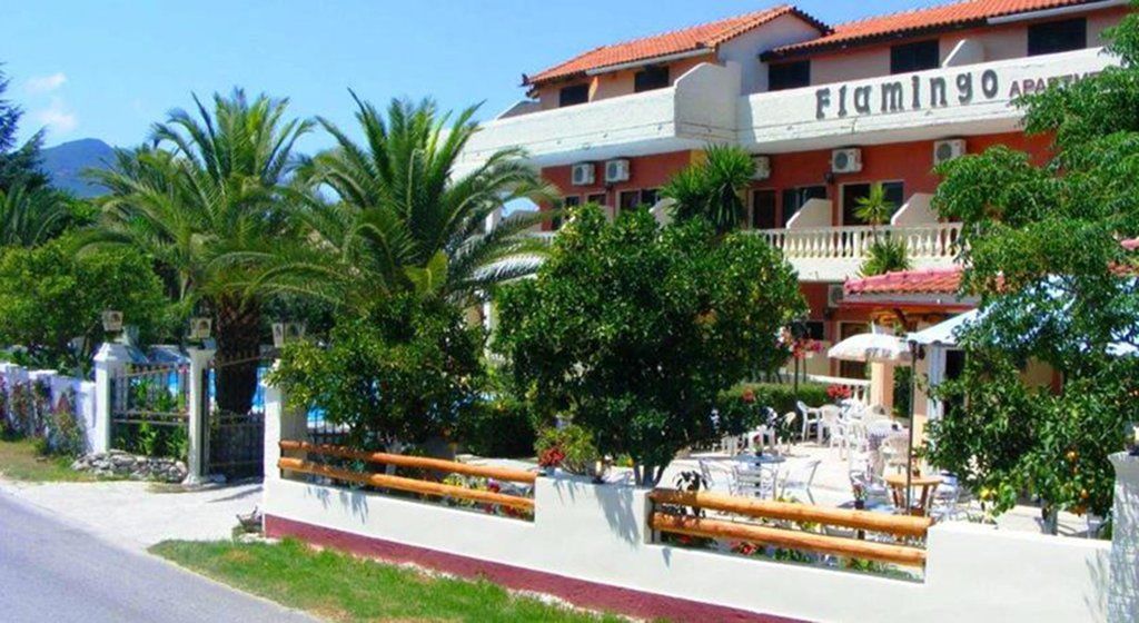 Flamingo Apartments Moraitika Corfu ภายนอก รูปภาพ