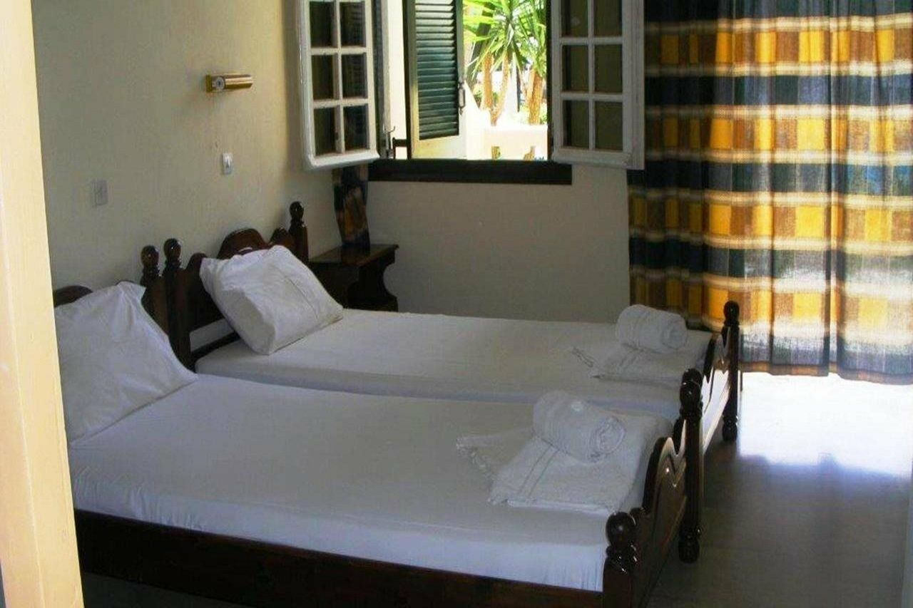 Flamingo Apartments Moraitika Corfu ภายนอก รูปภาพ
